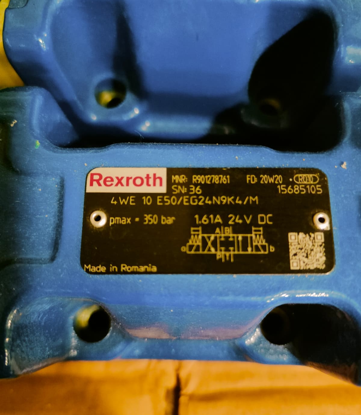 Bosch Rexroth R901278761 – 4WE10E50_EG24N9K4_M